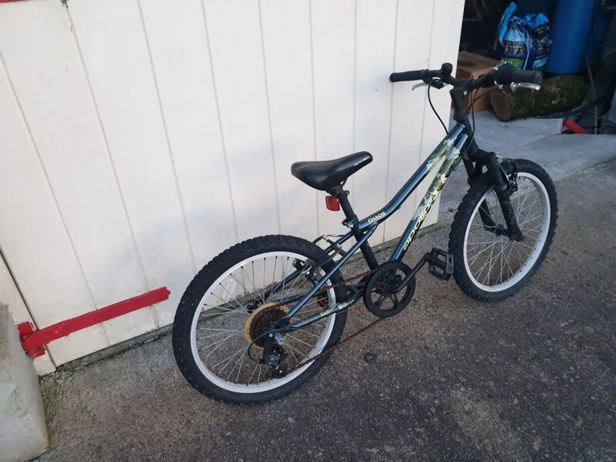 Boys Bicycle - Image 3