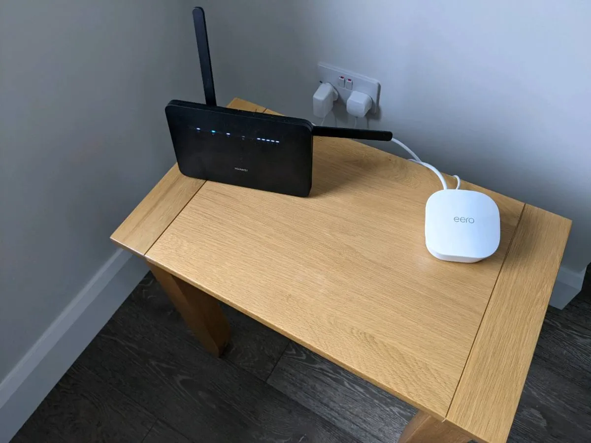 Huawei 4G+ B535 SIM Router (unlocked) - Image 1