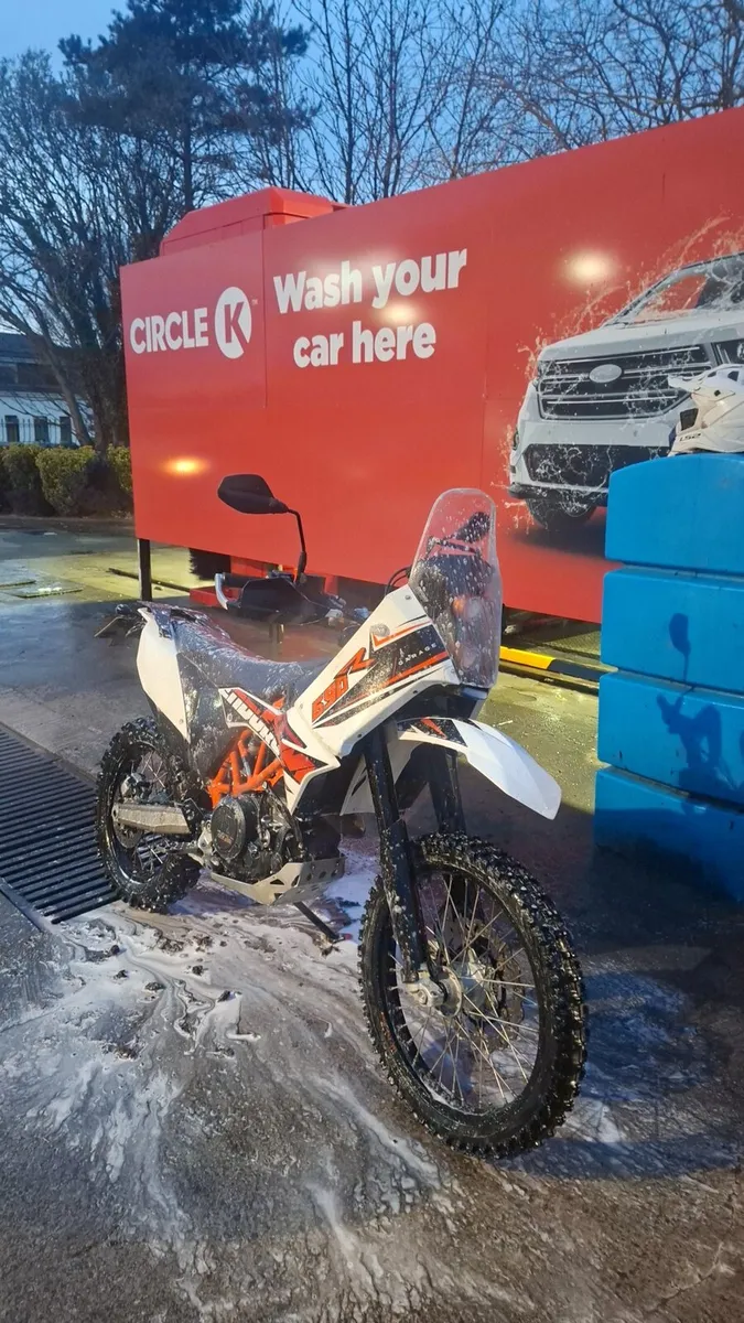KTM 690 ENDURO R - Image 1