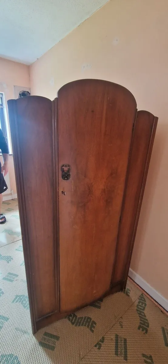 Vintage furniture for free - Image 1