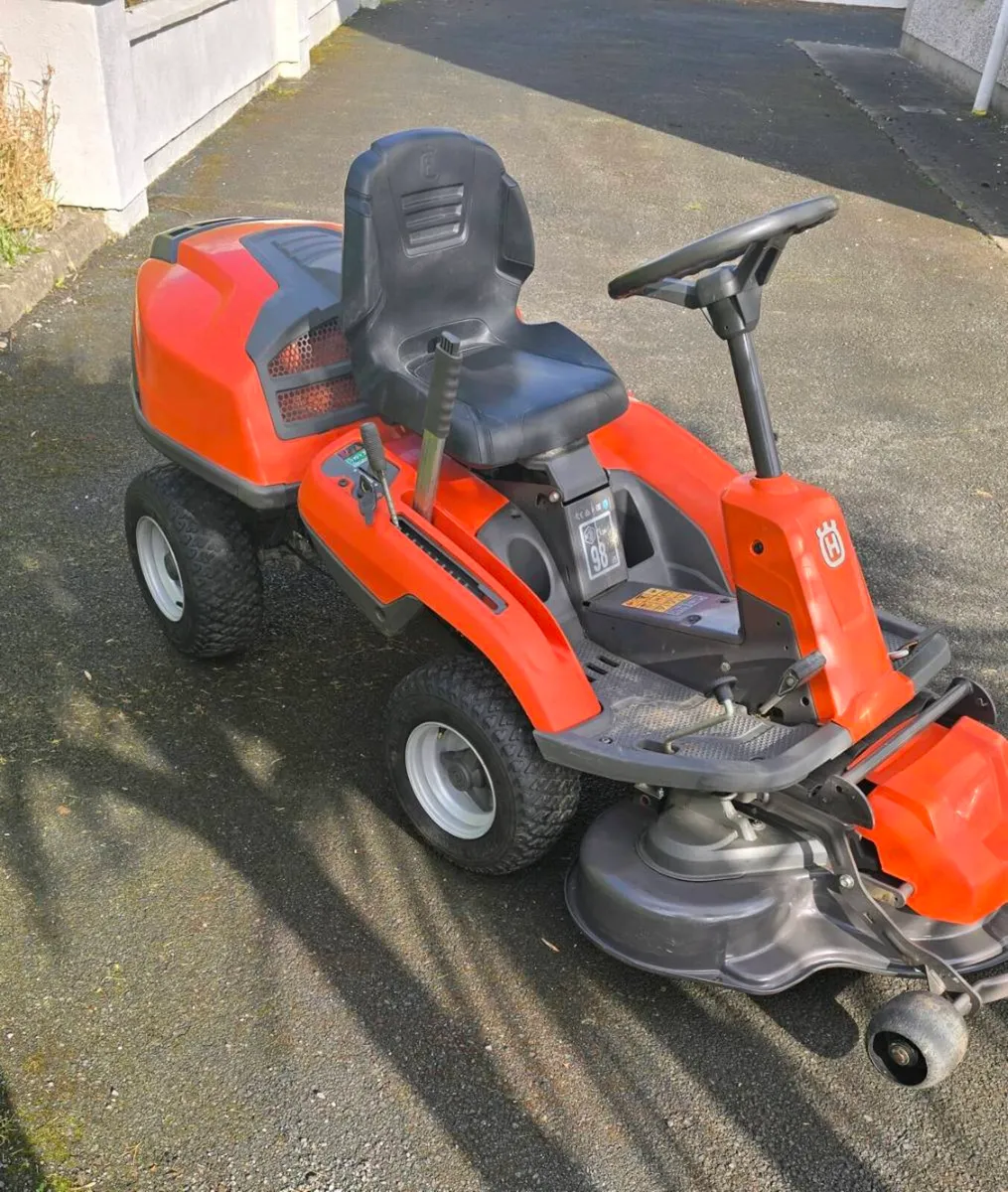 Husqvarna R214TC - Image 2