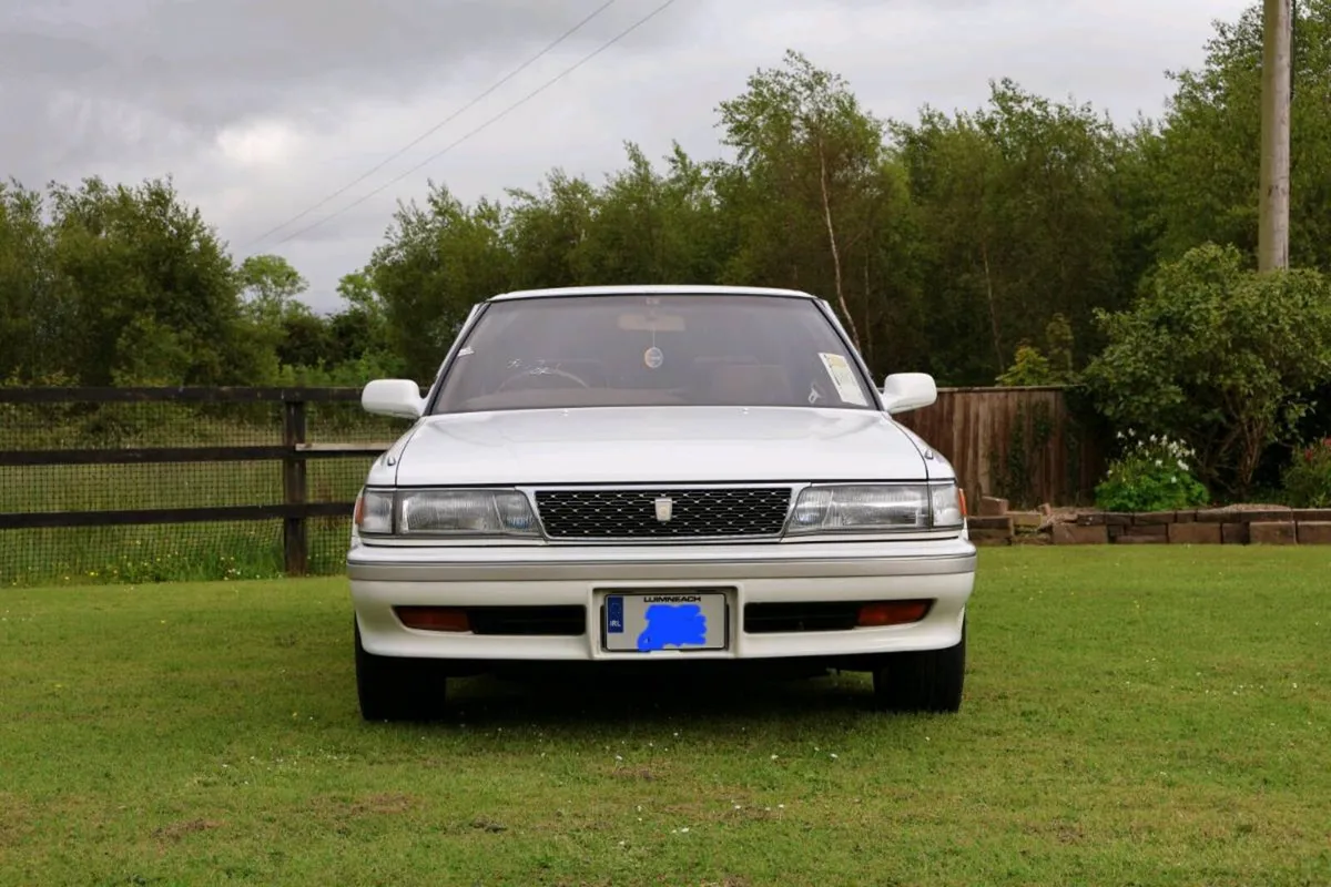 Toyota Chaser 1992 - Image 2