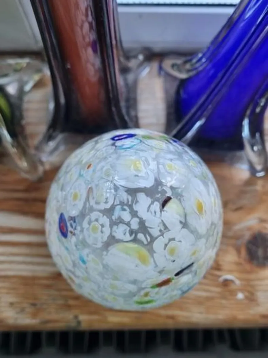 Large Murano glass egg - Image 3