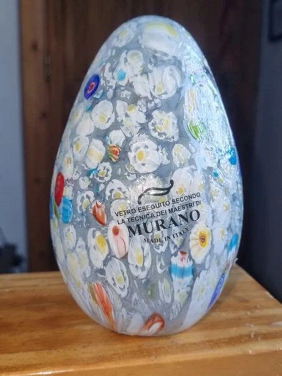 Large Murano glass egg - Image 4