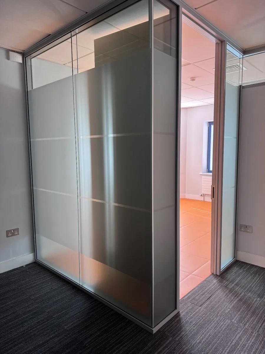 Glazed Partitions - Image 4