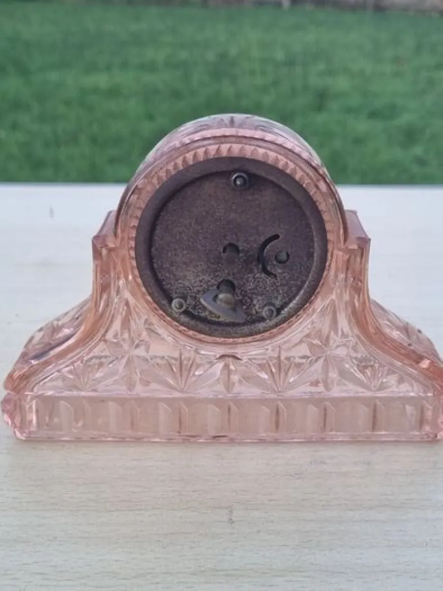 Art Deco Walther Pink Peach Glass Clock - Image 4