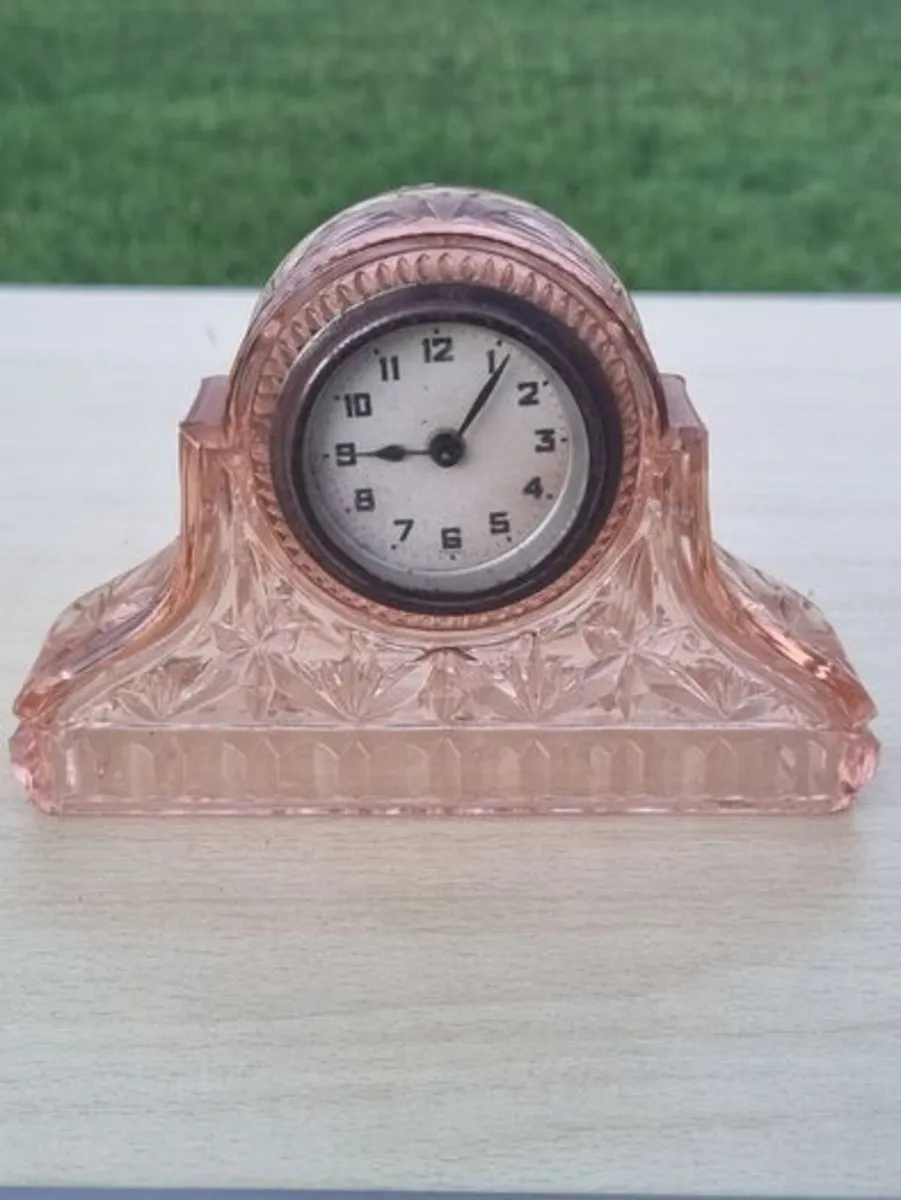 Art Deco Walther Pink Peach Glass Clock - Image 1