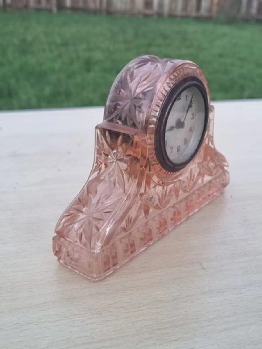 Art Deco Walther Pink Peach Glass Clock - Image 2