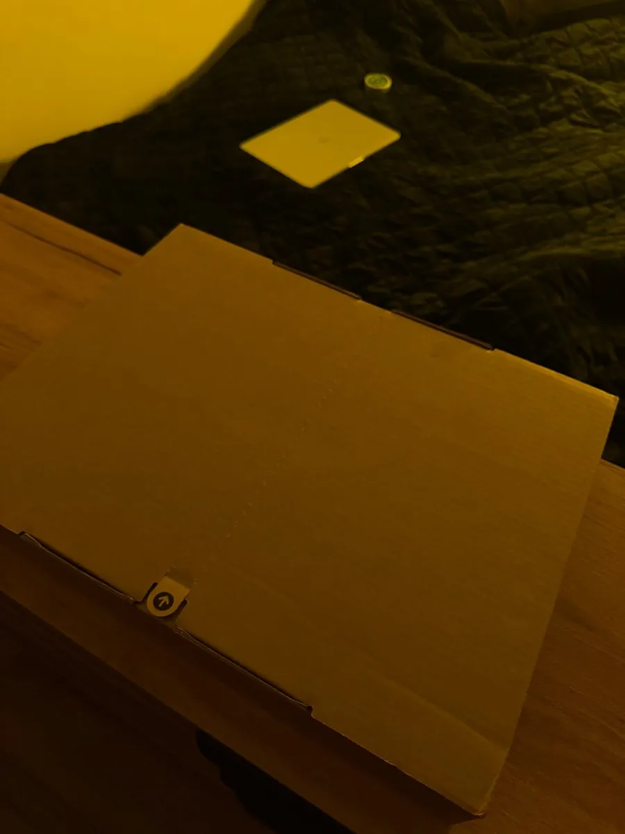 Macbook Air 15 inch M5 Chip new in box - Image 2