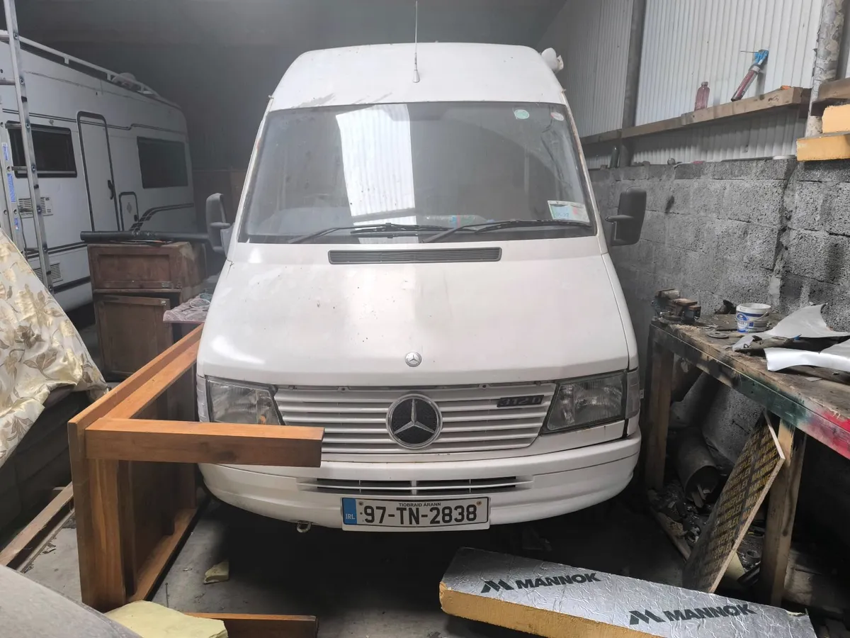 camper van 98 - Image 4