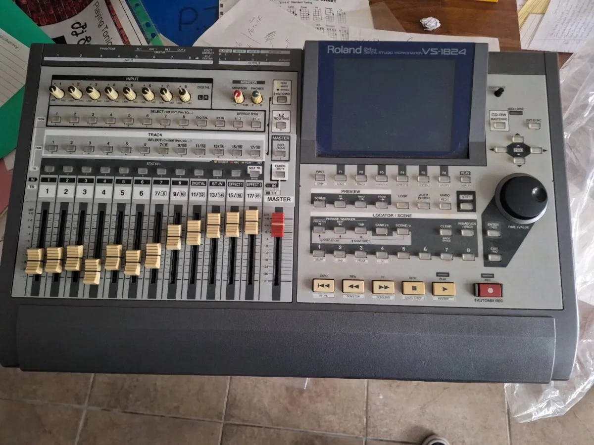 Roland vs1824 - Image 1
