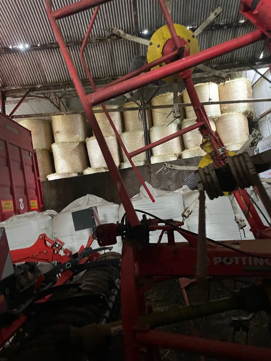 Pottinger 6 rotor rake. 69NZ - Image 4