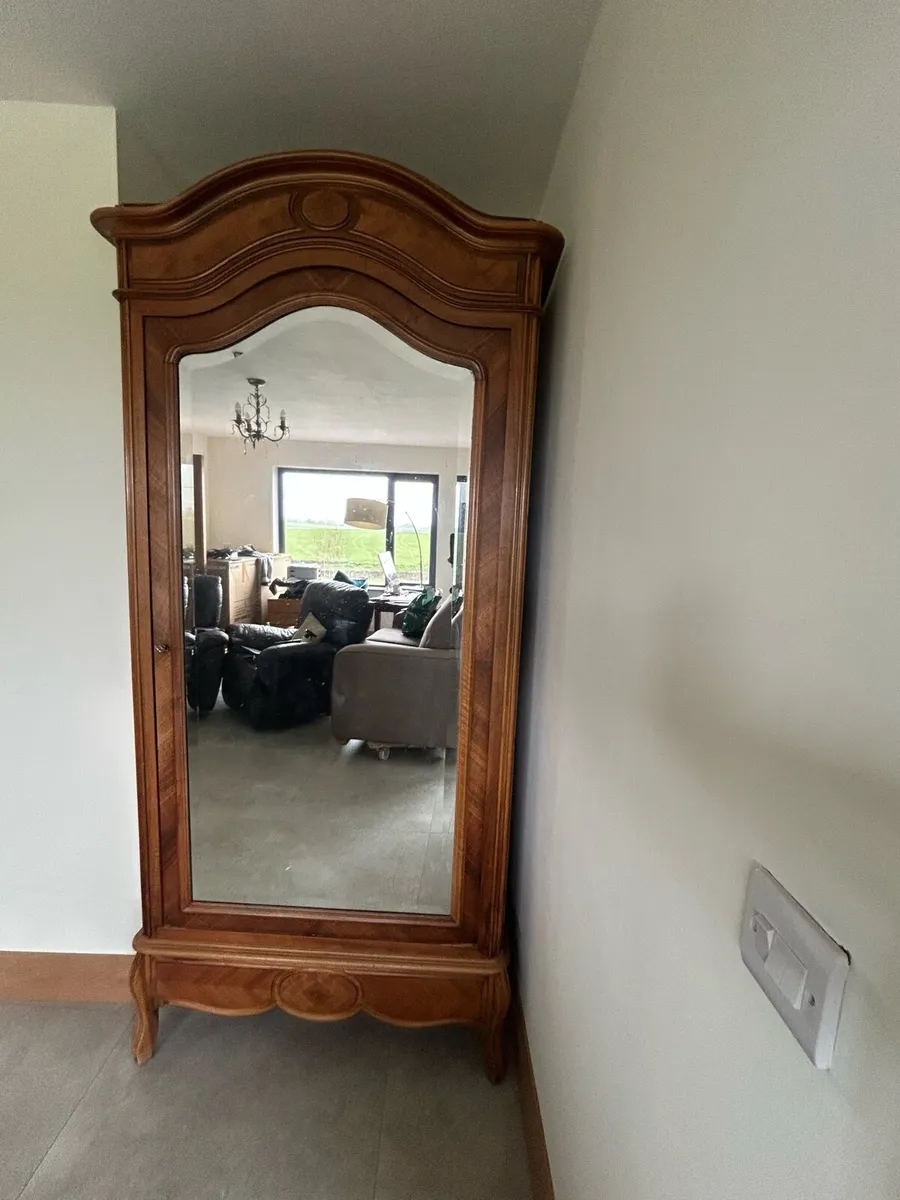 French style wardrobe - Image 1