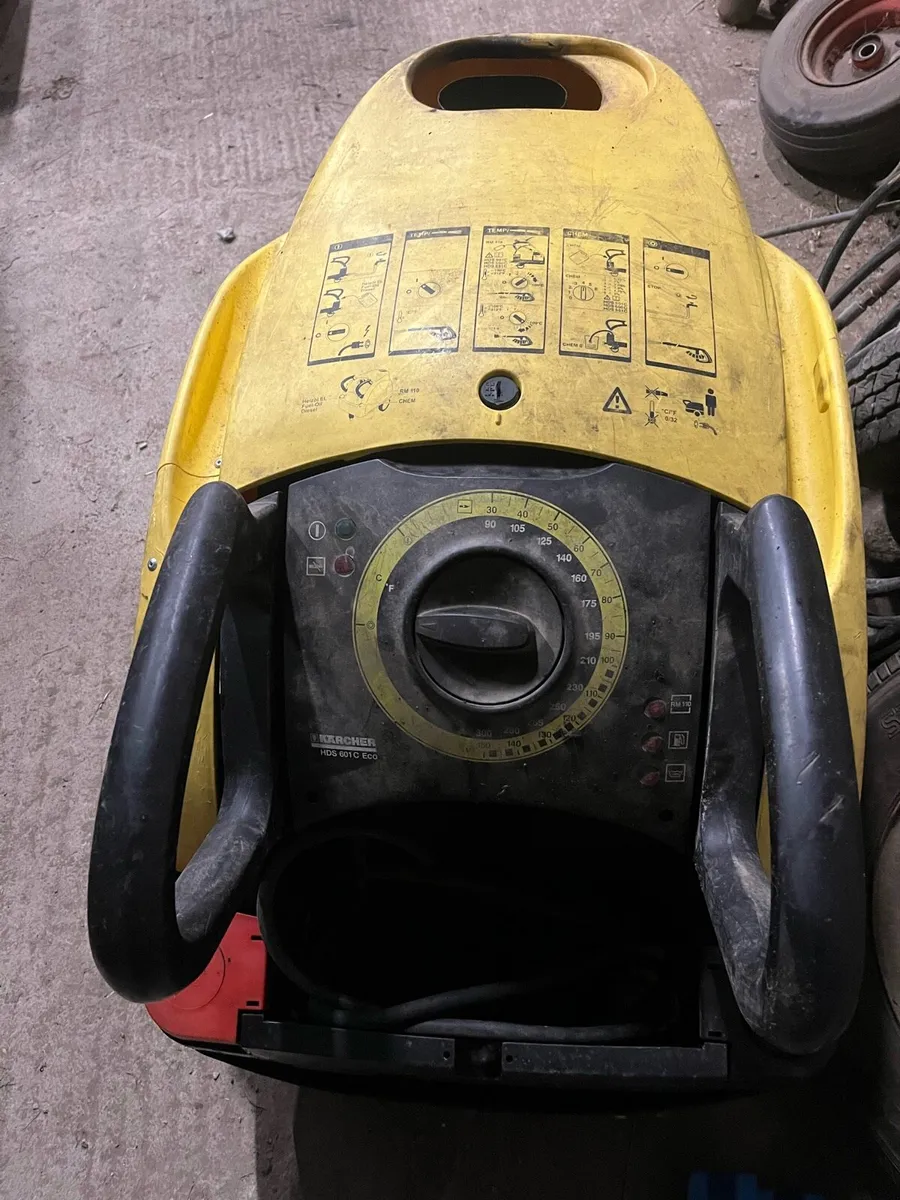 Karcher hot washer - Image 1