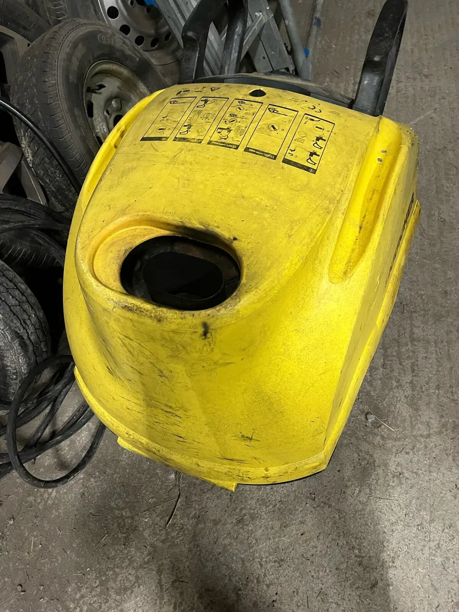 Karcher hot washer - Image 2