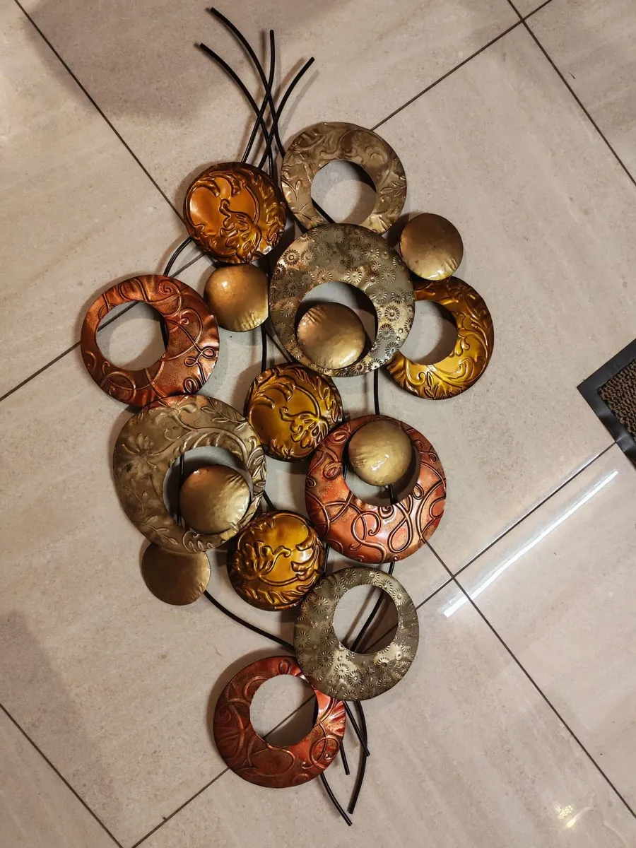 Wall Figure - Image 1