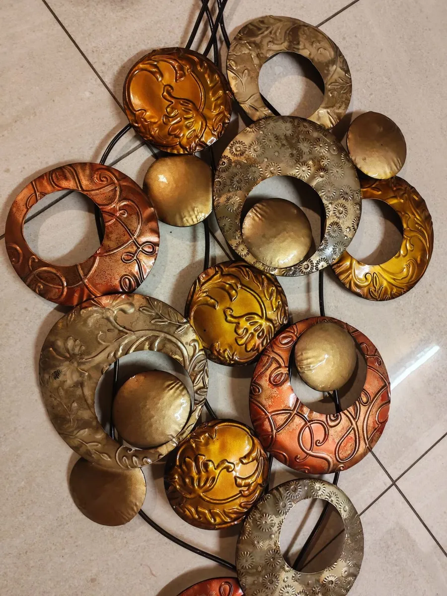 Wall Figure - Image 2