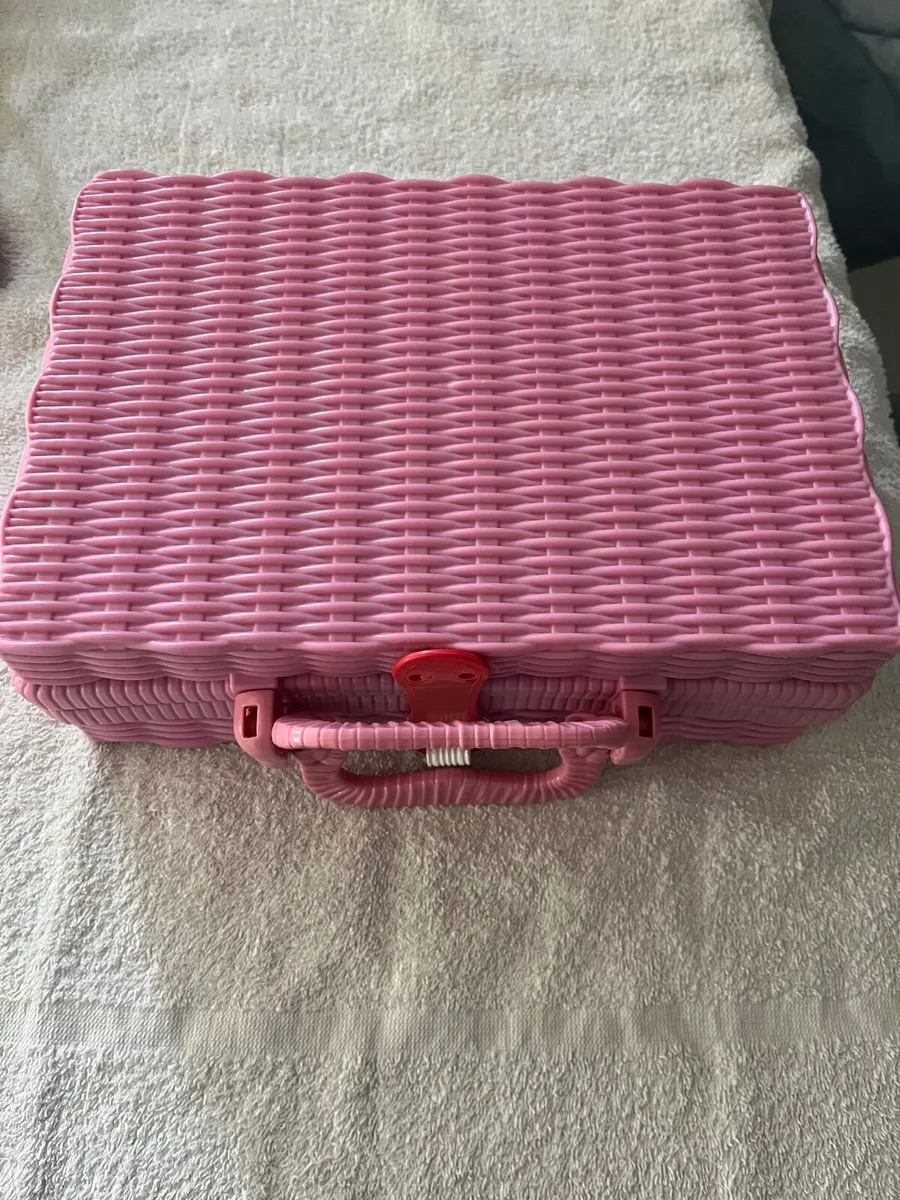 Hello Kitty Tea Party Set - Image 2