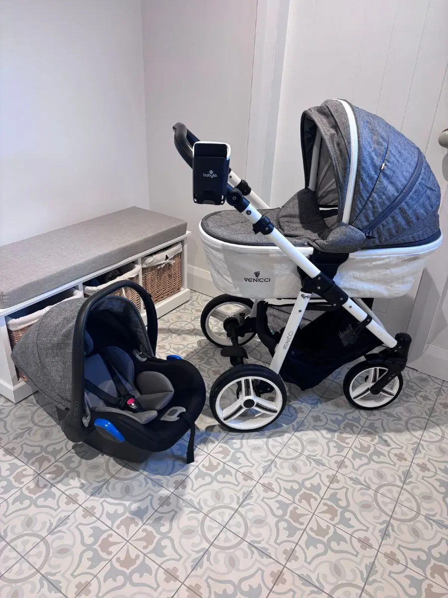 Venicci  PureTravel System + SnuzPod - Image 4