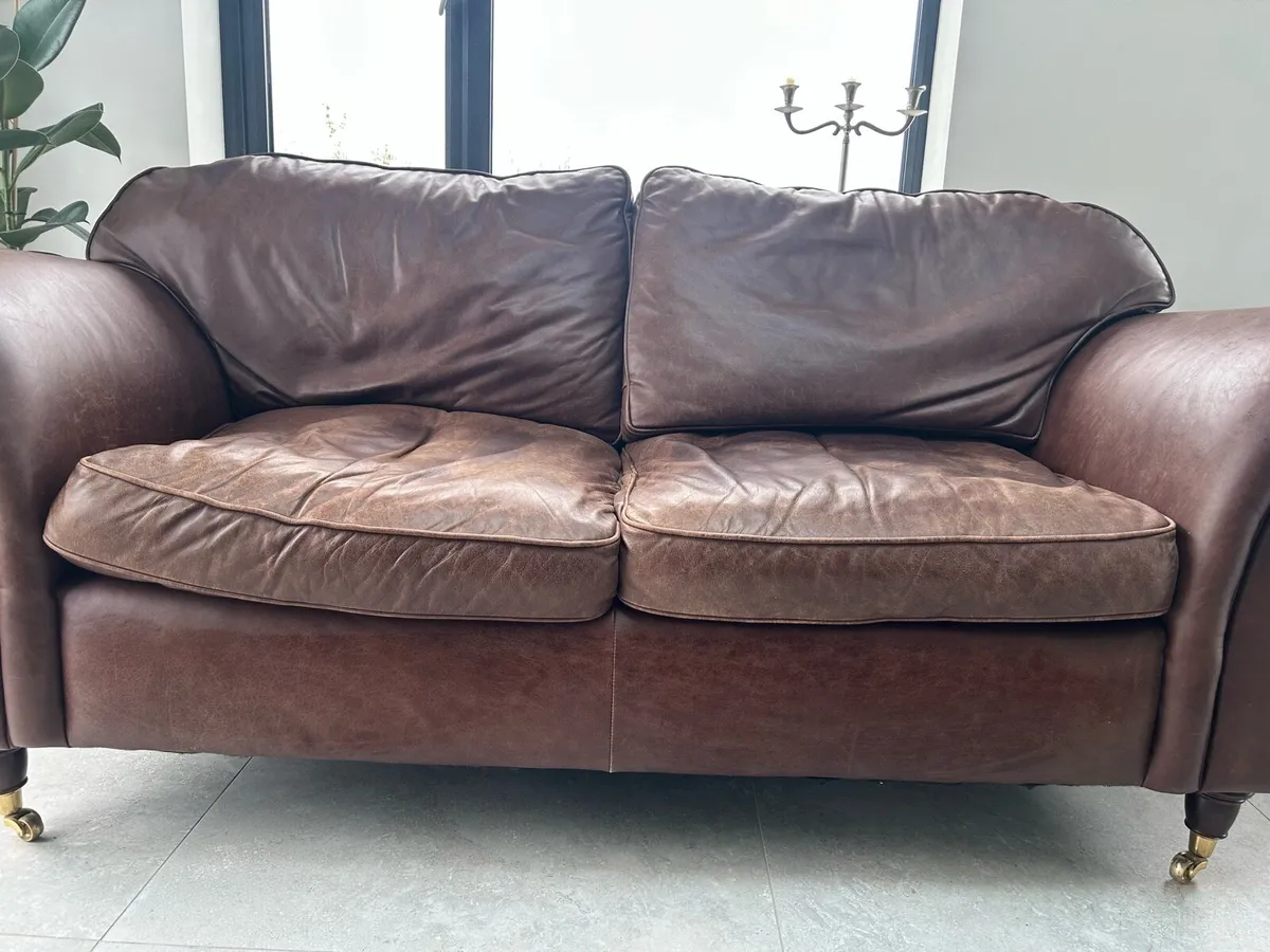 Leather couch - Image 2