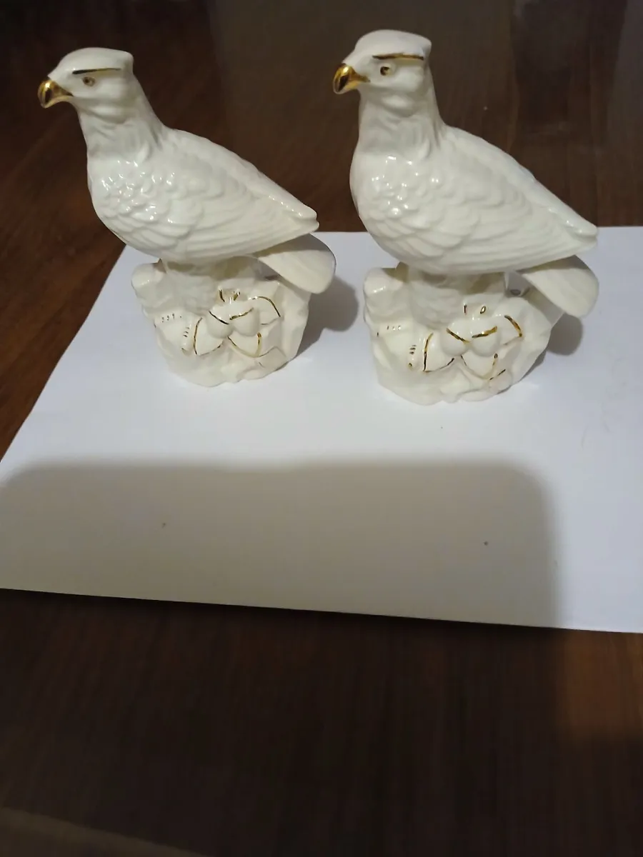 Vintage Belleek ceramic eagles - Image 1