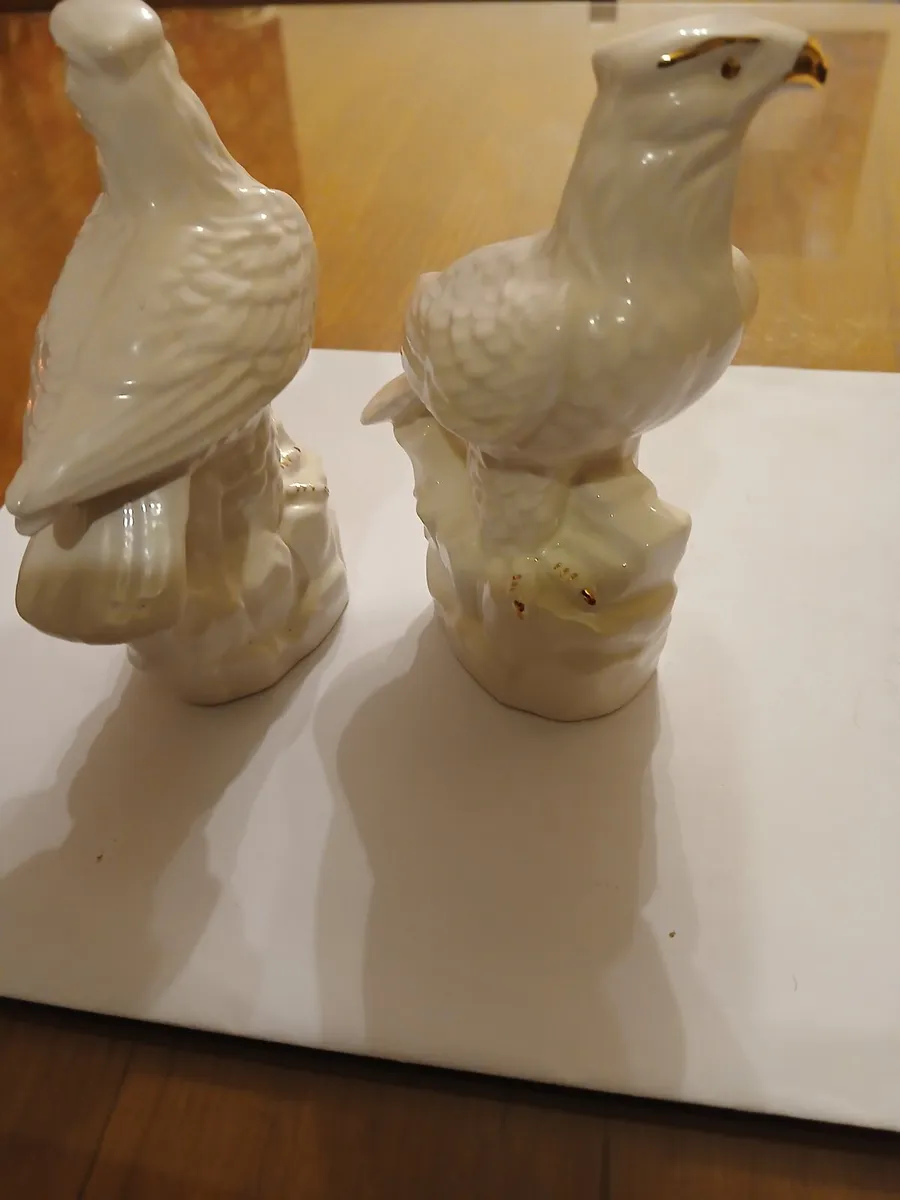 Vintage Belleek ceramic eagles - Image 2
