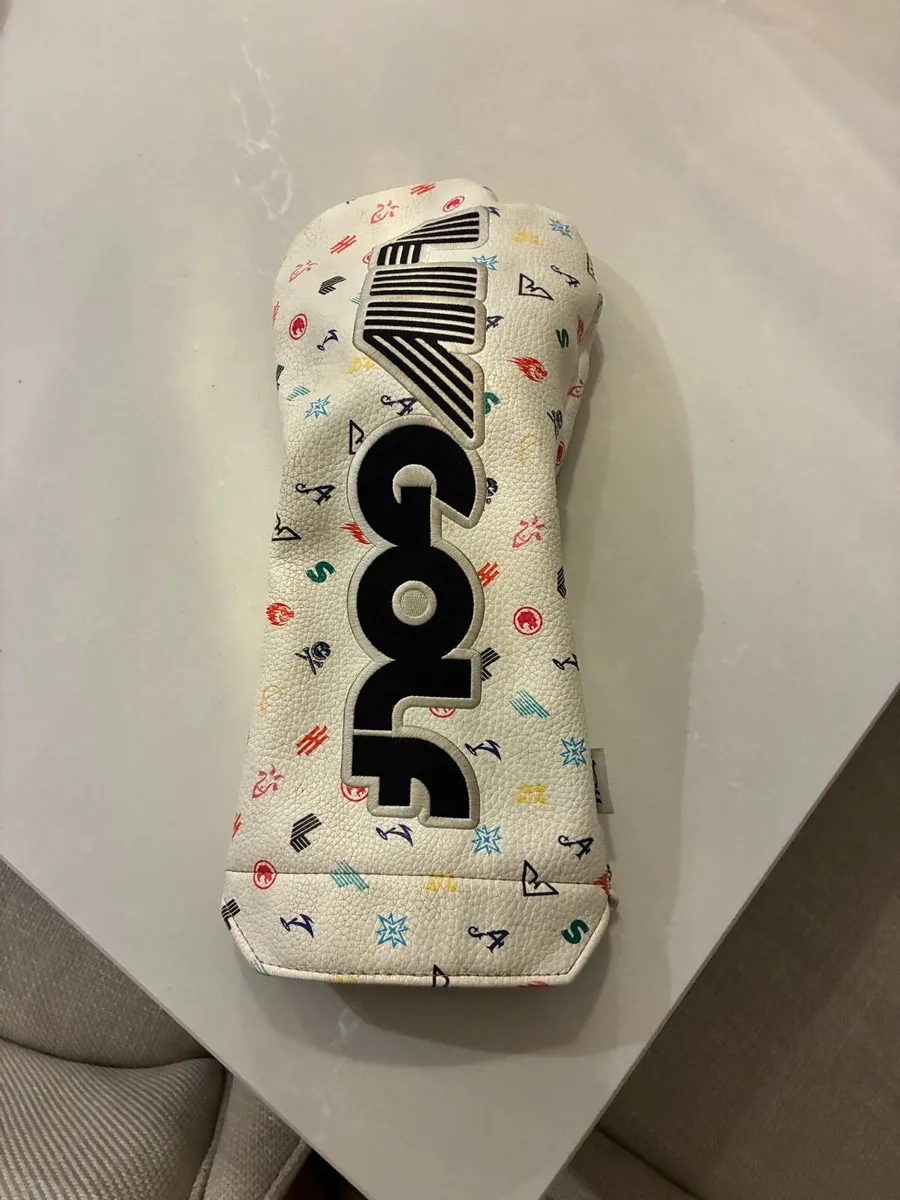 LIV golf headcover - Image 1