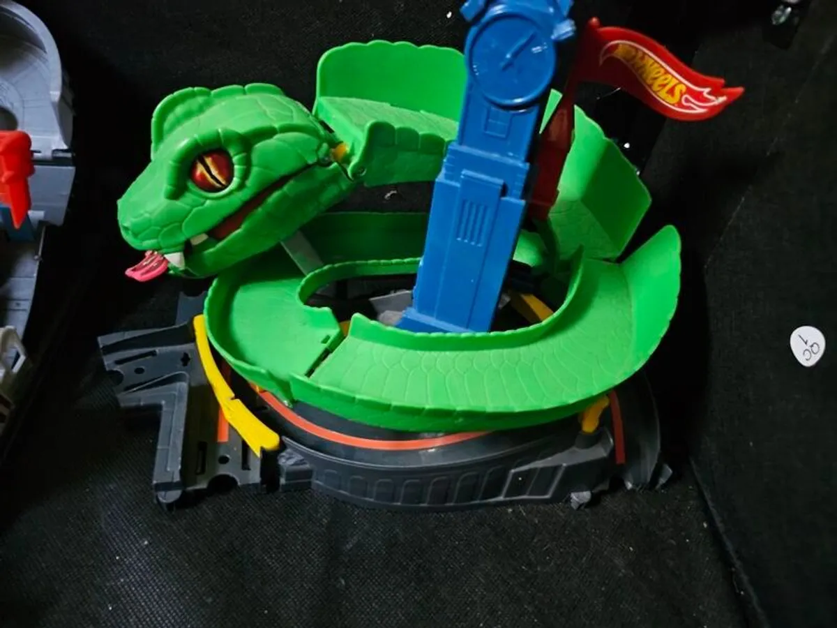 Hot Wheels Massive Collection - Image 1