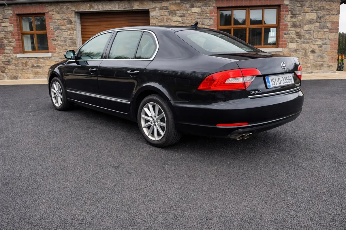 Skoda Superb 2.0tdi 140 Auto - Image 2
