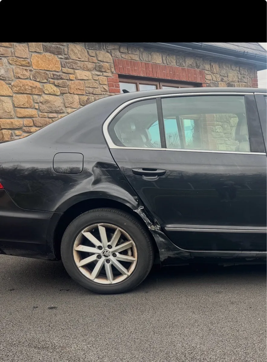 Skoda Superb 2.0tdi 140 Auto - Image 4