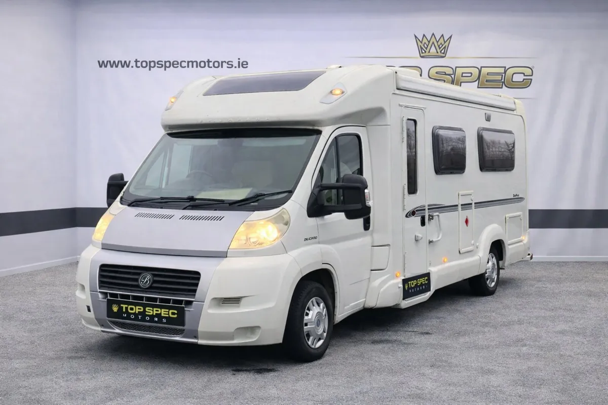 Camper - Image 1