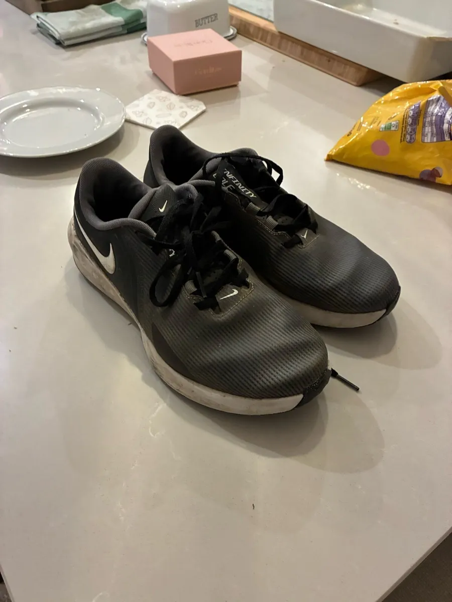 Golf shoes - Image 2