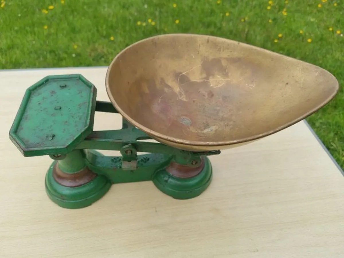 Vintage Metal Weighing Scales Cast Iron - Image 2