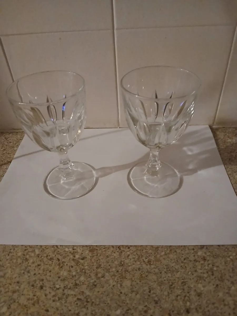 Vintage wine glasses - Image 1