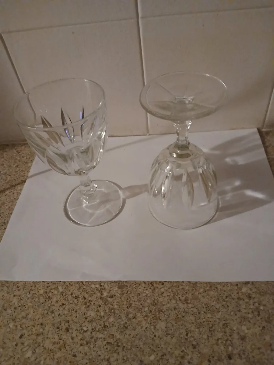 Vintage wine glasses - Image 3