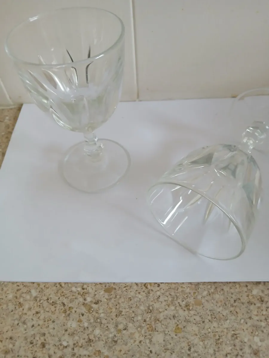 Vintage wine glasses - Image 4