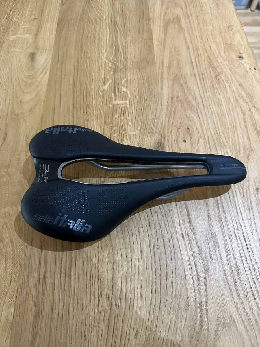 Selle Italia SLR Superflow Saddle - Image 1