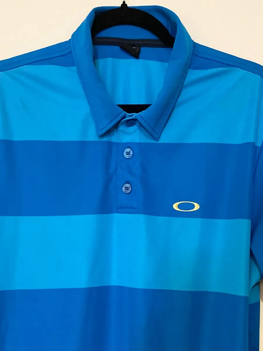 Oakley sports/activewear Polo shirt size M - Image 3