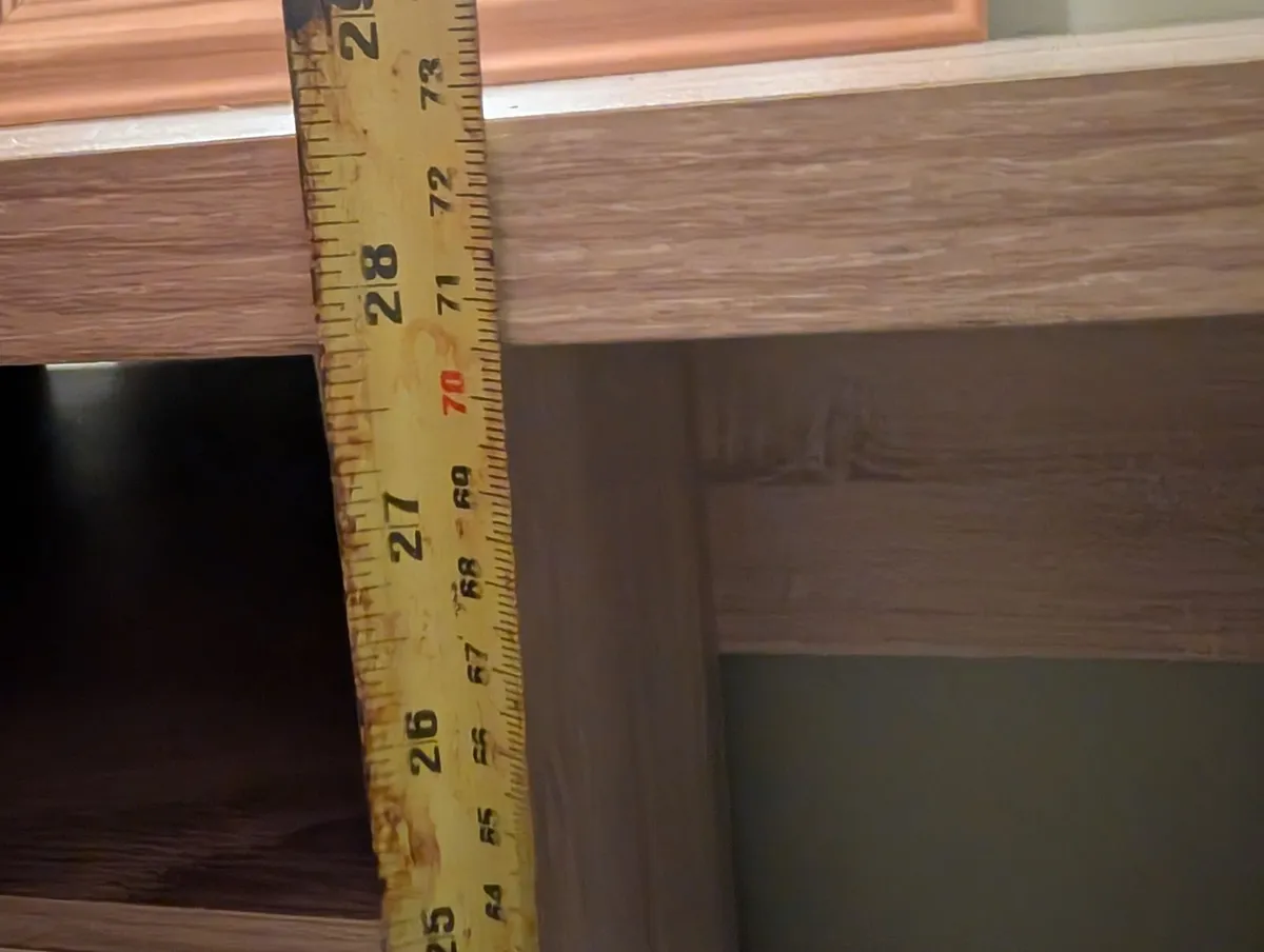 Desk for quick sale - Image 3