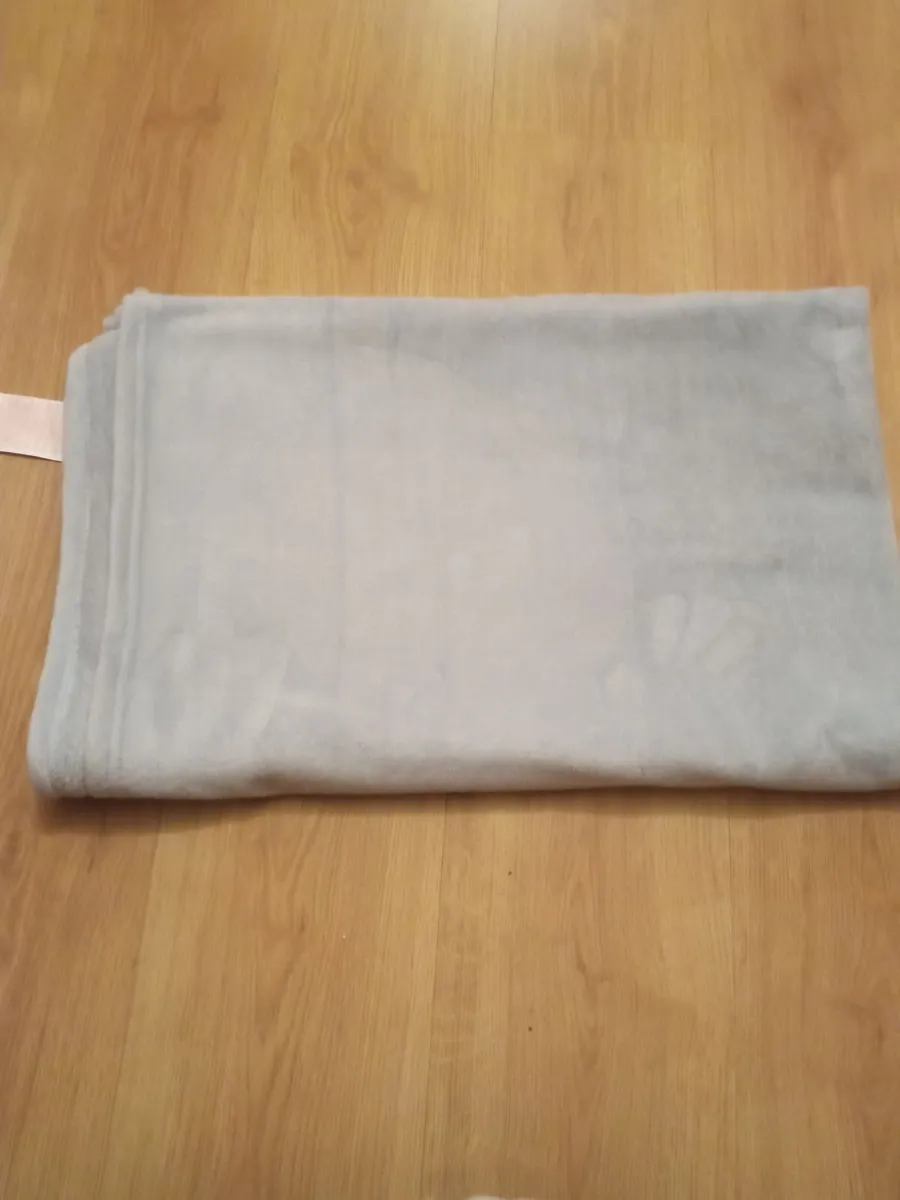 Blue Blanket Throw - Image 1