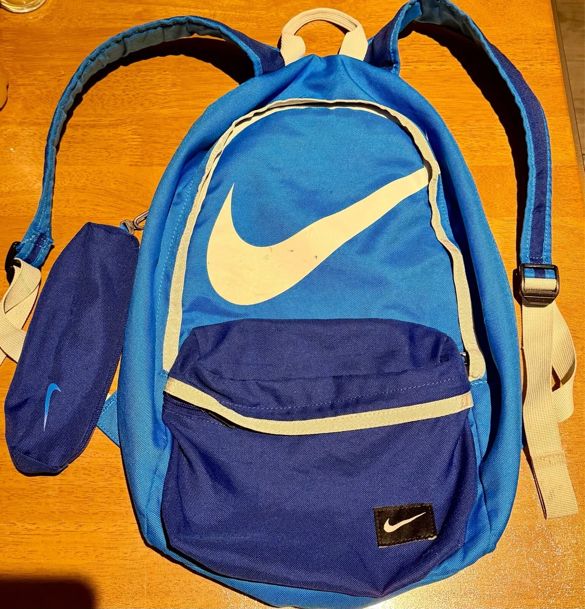 School bag - Image 1