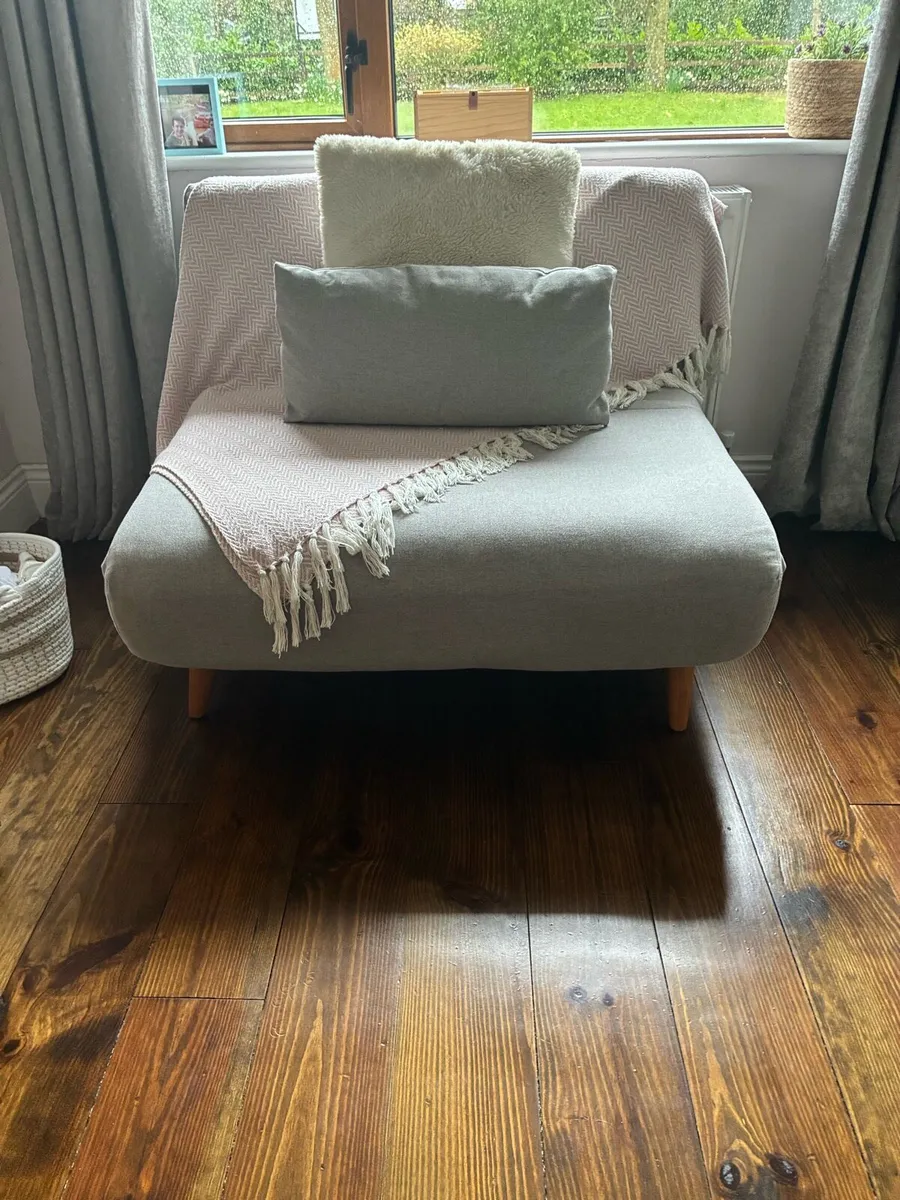 Sofa bed. Like new - Image 2