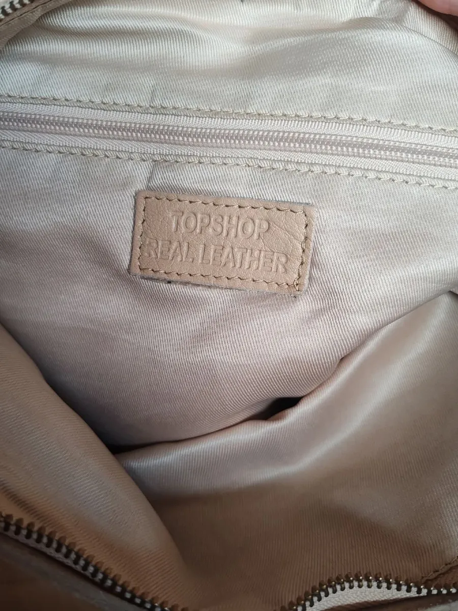 Leather Cream/Beige Topshop Handbag €5 - Image 4