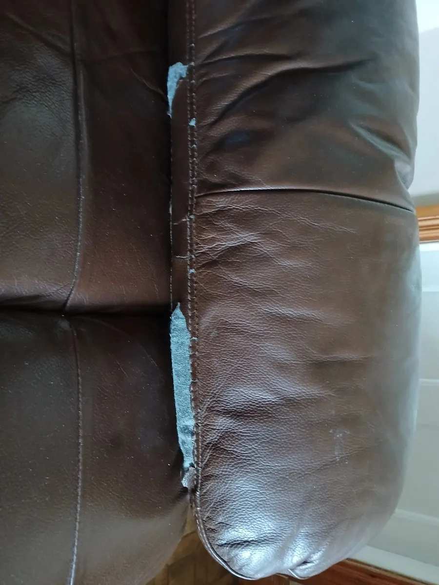 Sofa couch - Image 4