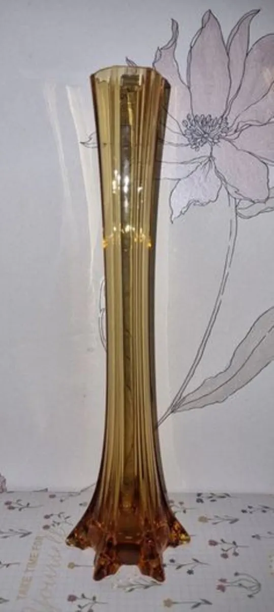 Vintage amber elephant foot vase - Image 2