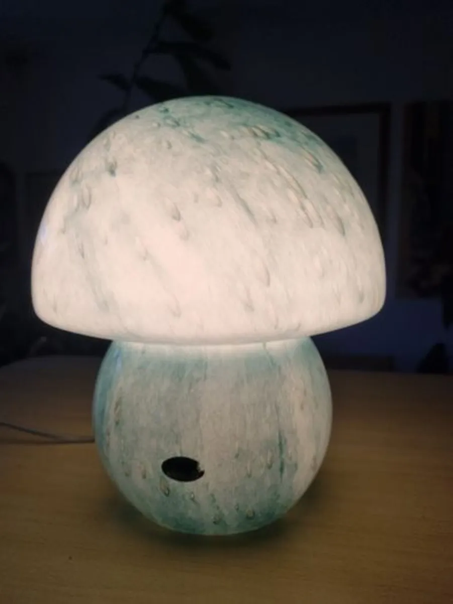 Vintage Murano mushroom lamp - Image 1