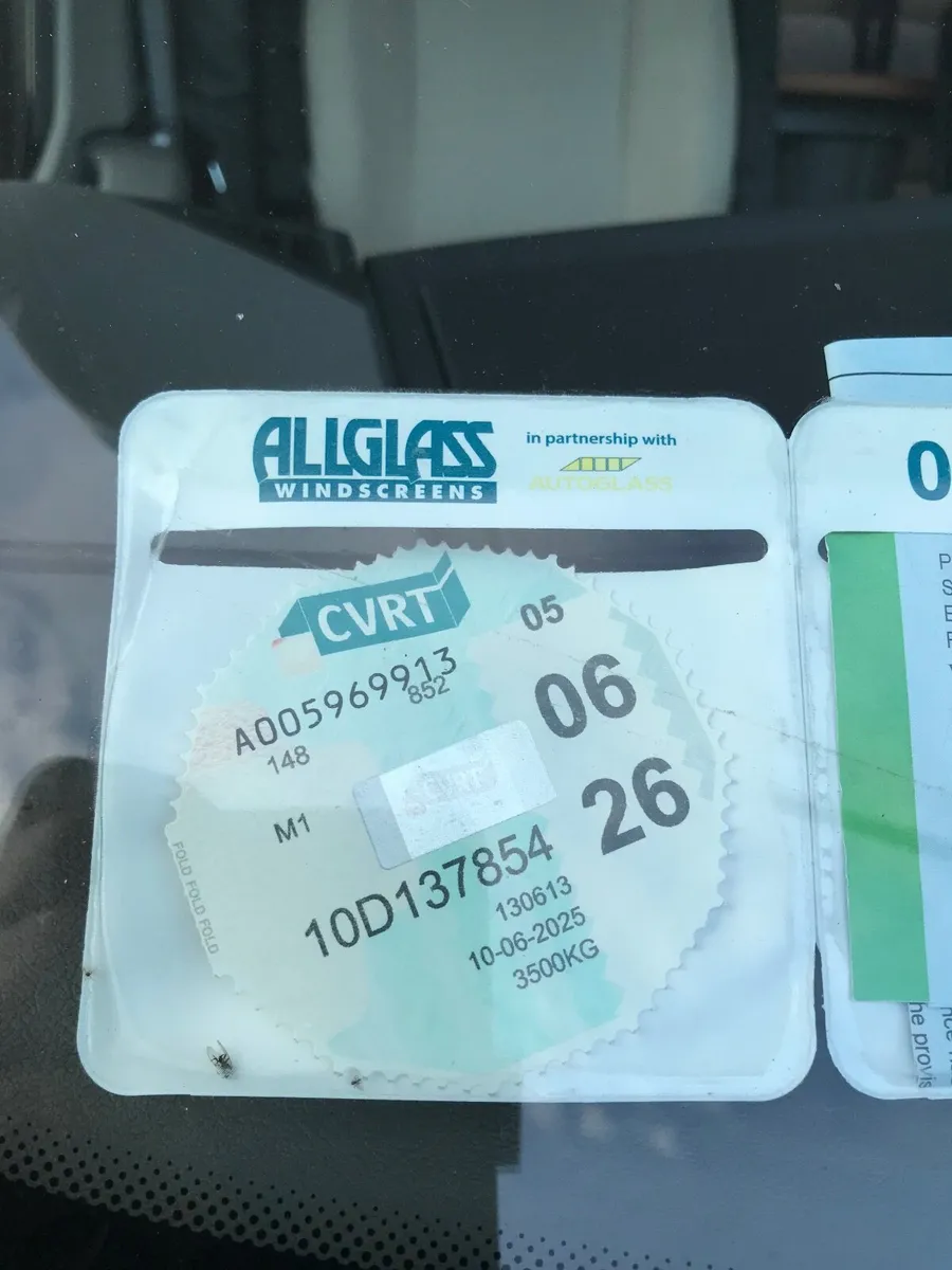 Motor home - Image 2