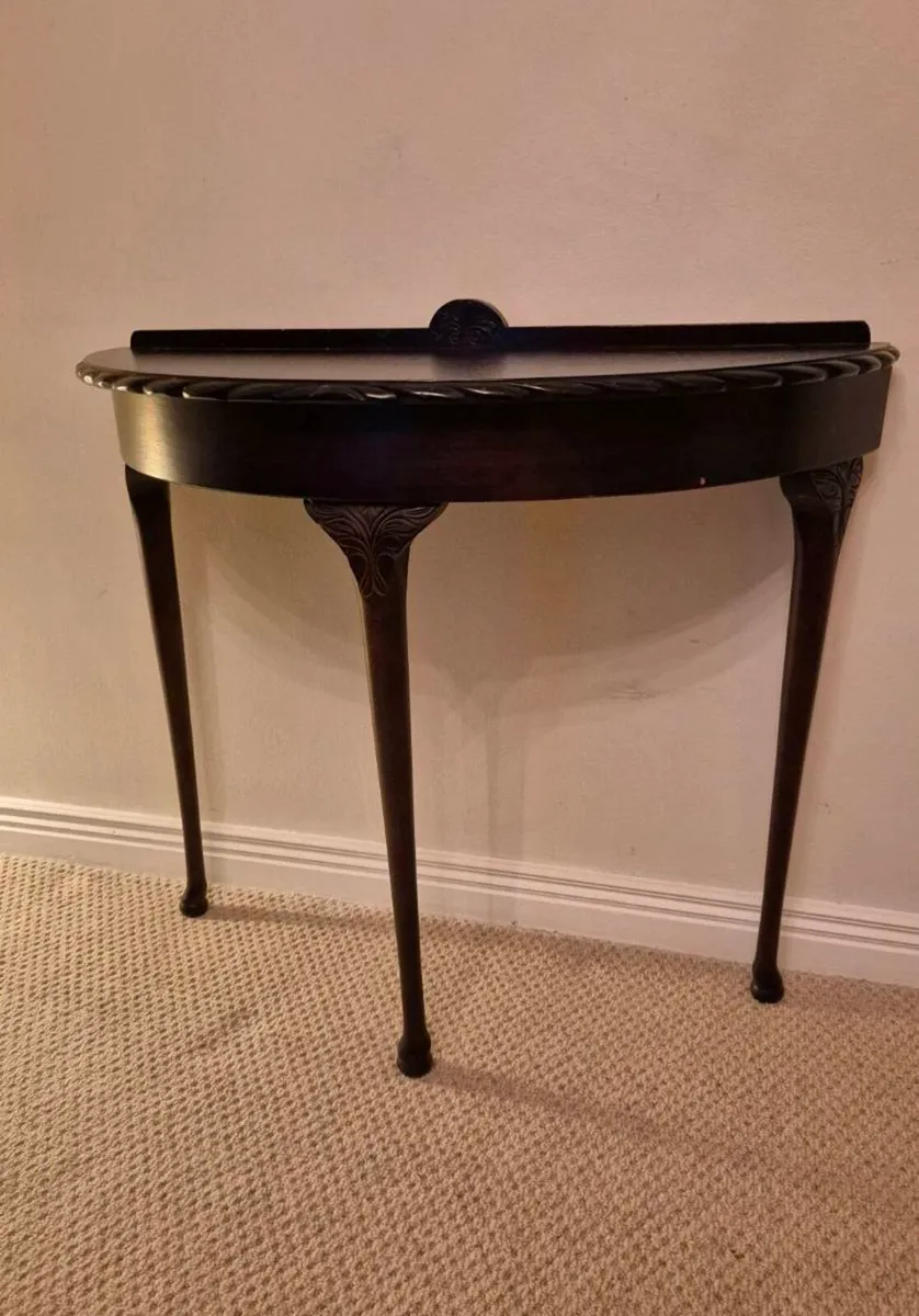 Half moon table - Image 2