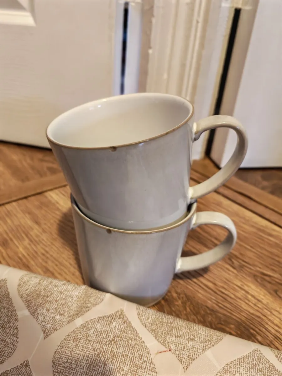 Wipe Clean Table Cloth & 2 Denby Mugs €3 - Image 2
