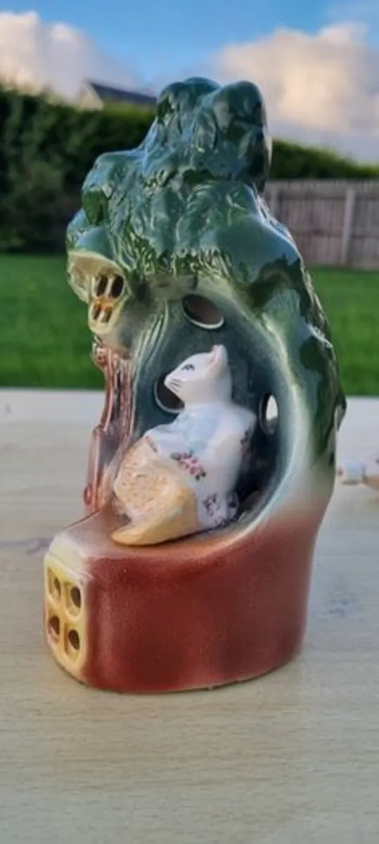 Vintage Handmade Studio Pottery lamp - Image 2